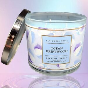 OCEAN DRIFTWOOD 3-WICK CANDLE BY BATH AND BODY WORKS